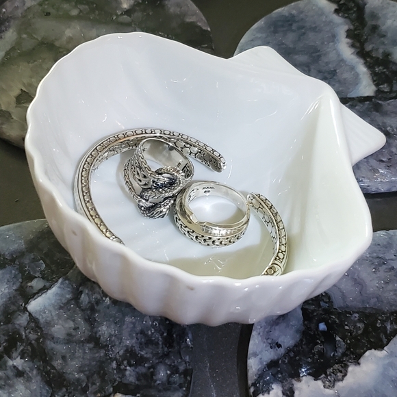 Shell Ring Bowl - Picture 1 of 3